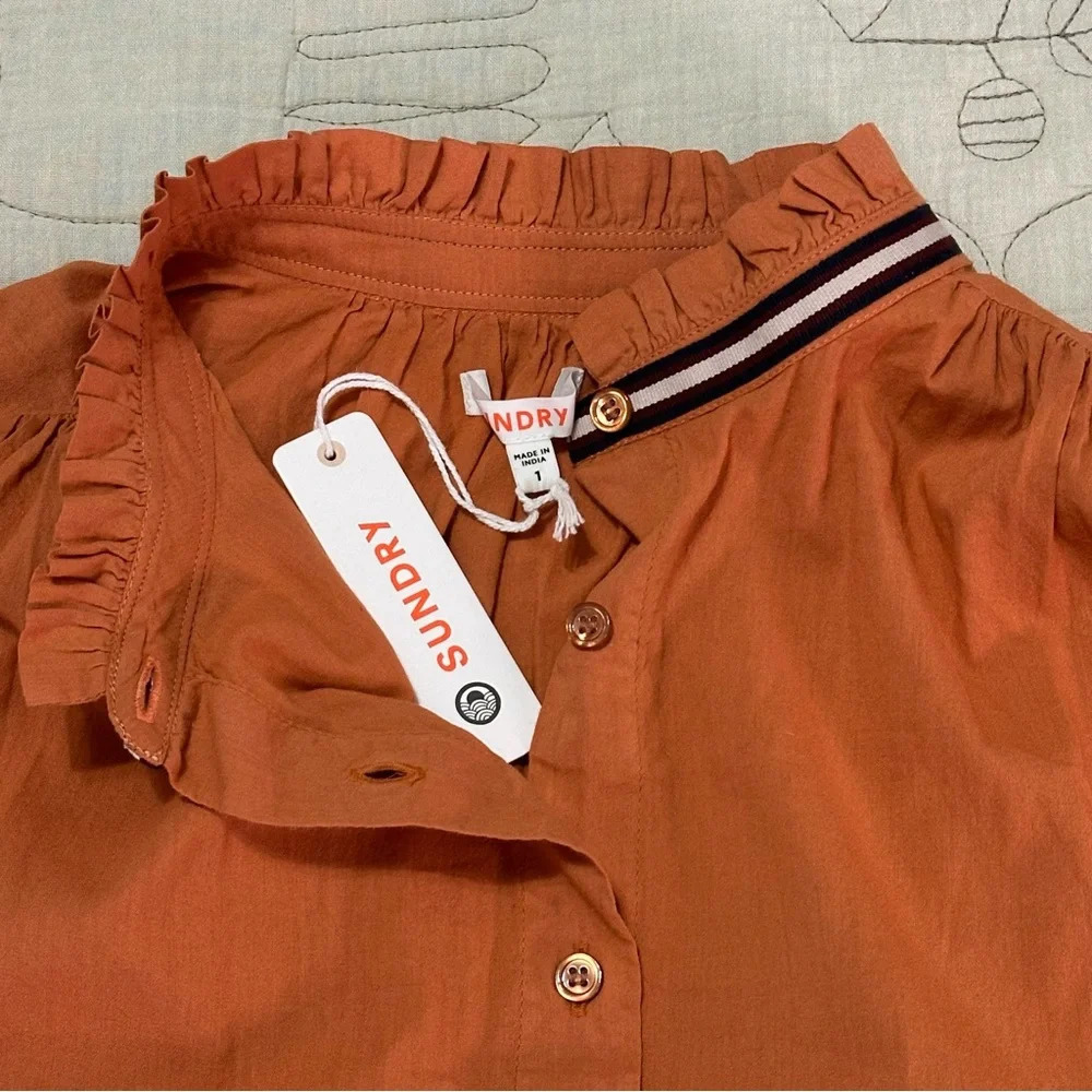 NWT Sundry Flutter Sleeve Button Down Top Spice O… - image 7
